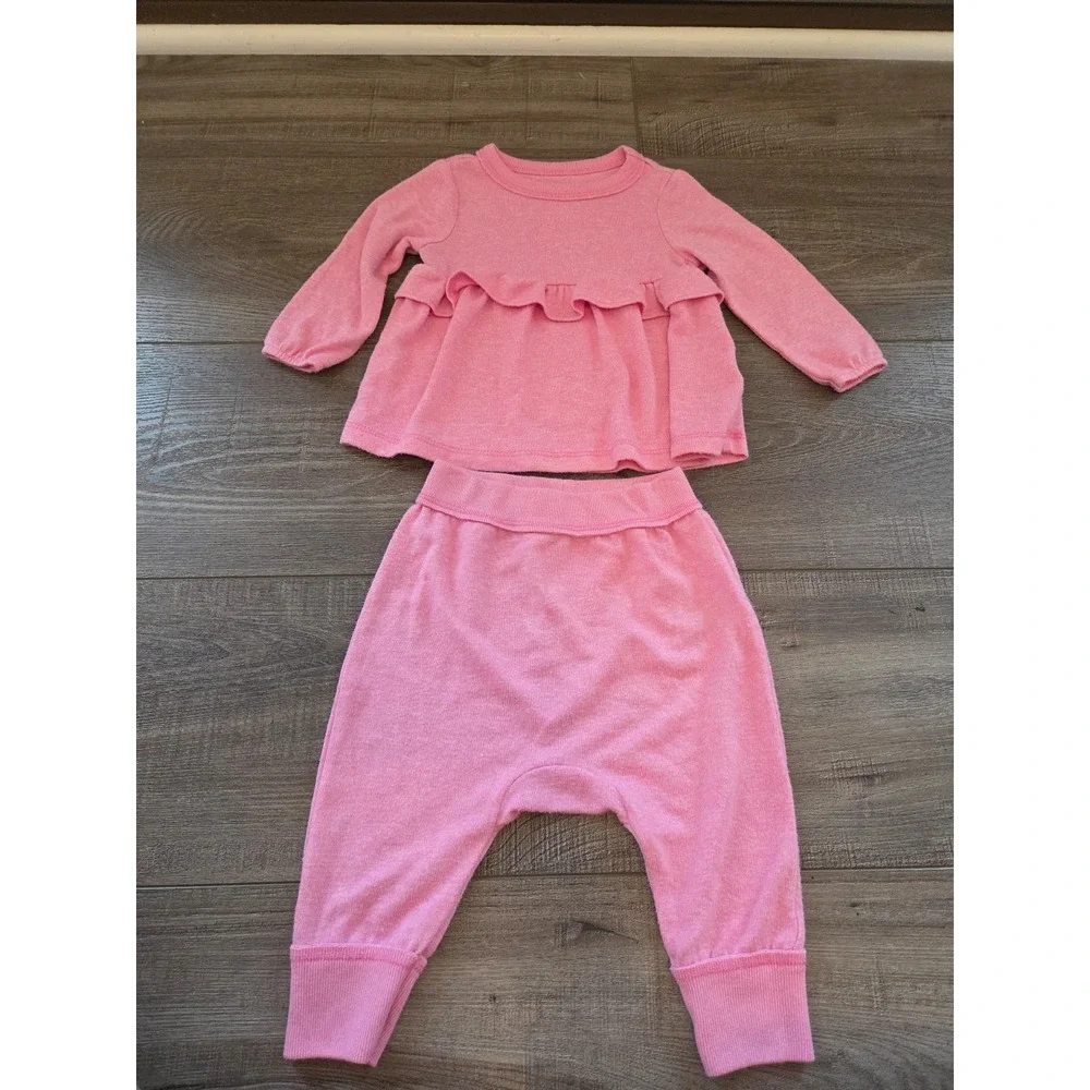 Cat and jack‎ baby girl set 3-6 mos